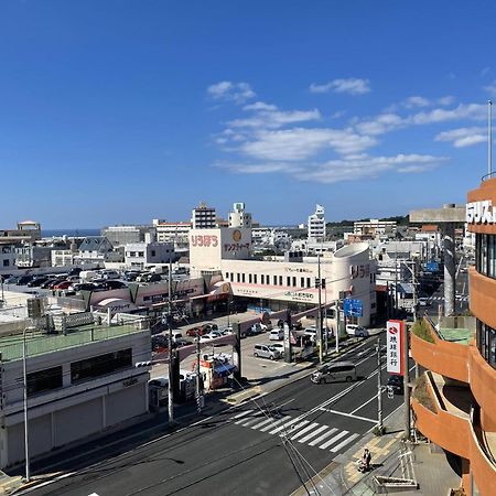 Bibi Hotel Futenma Гинован Екстериор снимка