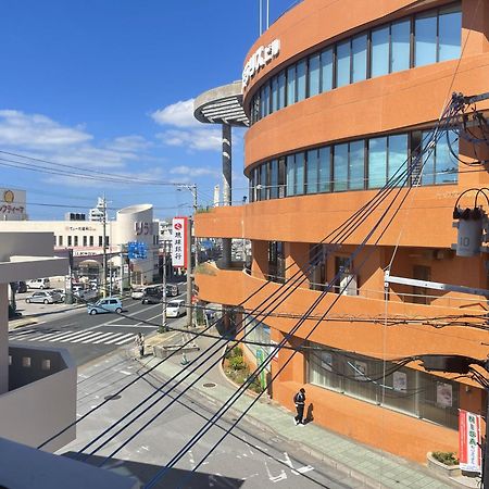 Bibi Hotel Futenma Гинован Екстериор снимка
