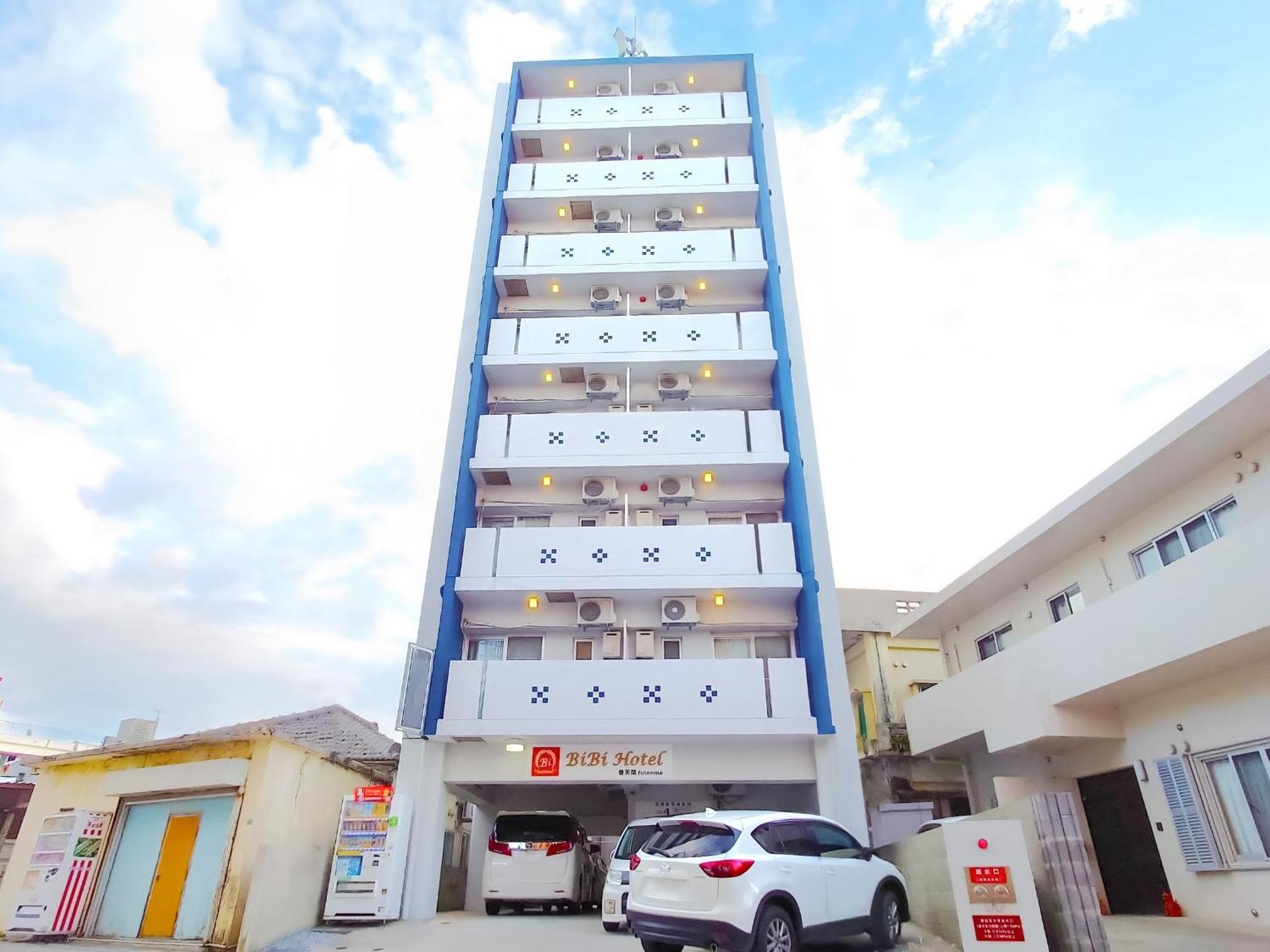 Bibi Hotel Futenma Гинован Екстериор снимка